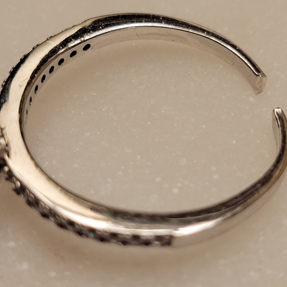 6 Carat Diamond Wedding Rings - Picture 9 of 14